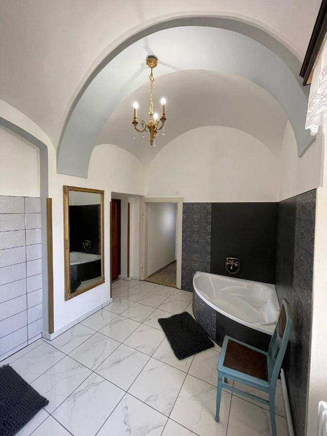 Apartman Sunny Adam Na Zamku Ceska Kamenice Luaran gambar